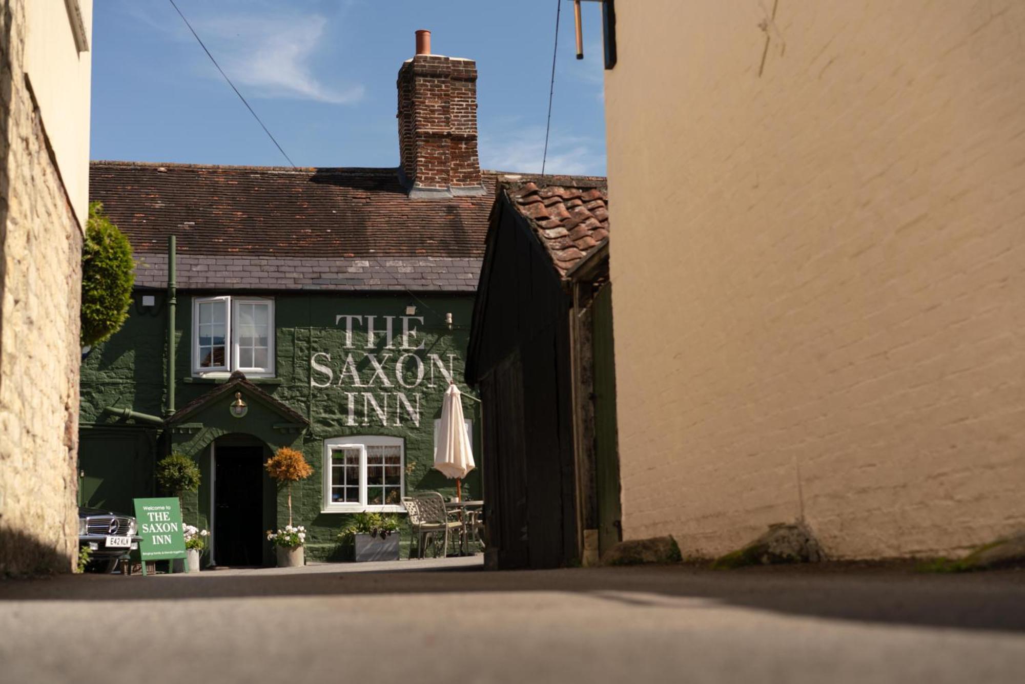 The Saxon Inn Child Okeford Bagian luar foto